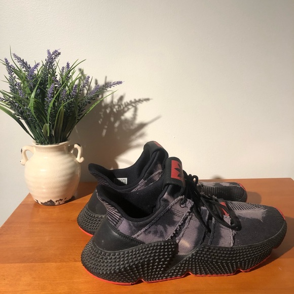 adidas Prophere - Bleached Black Solar Red - Picture 3 of 3